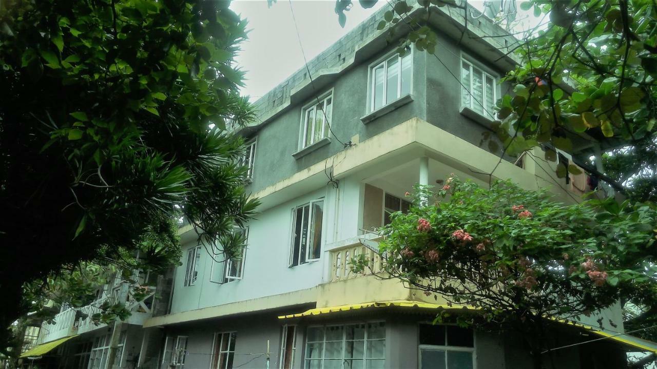 Appartement Blue Coast Mahébourg Екстериор снимка